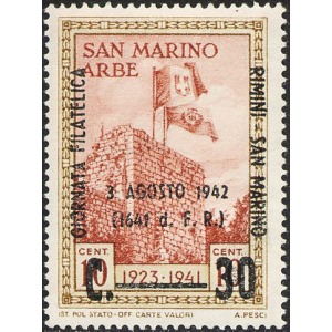 SAN MARINO - 1942 - Giornata filatelica Rimini-San Marino soprast. 30 c. su 10 c. Arbe - 1 v.