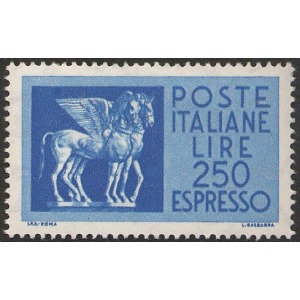 ITALIA - 1974 - Espresso: nuovo tipo 250 L. su carta fluorescente - 1 v.
