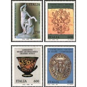 ITALIA - 1994 - Tesori dei musei ed archivi nazionali II serie - 4 v.