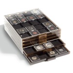 LEUCHTTURM - Box MB fumé con vassoio in floccato nero a 20 caselle quadrate da 50 mm con tacca