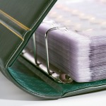 LEUCHTTURM - Cartella a 4 anelli OPTIMA GIGANT CLASSIC con custodia - Qualsiasi colore