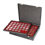 LINDNER - Cofanetto CARUS 4 in legno con 4 ripiani bordeaux assortiti per 127 monete - Noce scuro