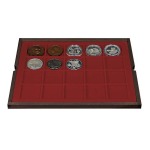 LINDNER - Cofanetto CARUS 4 in legno con 4 ripiani bordeaux assortiti per 127 monete - Noce scuro