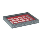 LINDNER - Cofanetto NERA CASSETTA M CON FINESTRA con interno bordeaux a 24 caselle quadrate da 42 mm - Nero