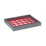 LINDNER - Cofanetto NERA CASSETTA M CON FINESTRA con interno rosso a 24 caselle quadrate da 42 mm - Nero