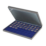 LINDNER - Cofanetto NERA CASSETTA M con interno blu a 54 caselle rotonde da 25,75 mm - Nero