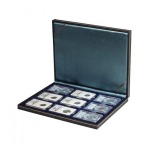 LINDNER - Cofanetto NERA CASSETTA M con interno blu a 9 caselle rettangolari da 63x85 mm per Slabs - Nero