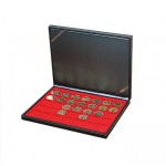 LINDNER - Cofanetto NERA CASSETTA M con interno rosso a 35 caselle quadrate da 36 mm - Nero