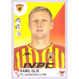 63 - Kamil Glik