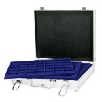 LINDNER - Astuccio ALU con 6 vassoi in floccato blu a 35 caselle quadrate da 36 mm