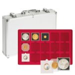 LINDNER - Valigetta ALU per monete con 5 vassoi in floccato rosso a 15 caselle quadrate da 50 mm con tacca