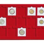 LINDNER - Vassoio in floccato rosso a 15 caselle quadrate da 50 mm con tacca - 1 pz.