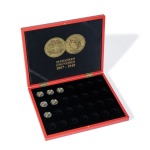 LEUCHTTURM - Cofanetto VOLTERRA in legno con 1 ripiano a 28 caselle rotonde per 20 Franchi Svizzeri Vreneli d'oro in capsula - Rosso - immagine 2