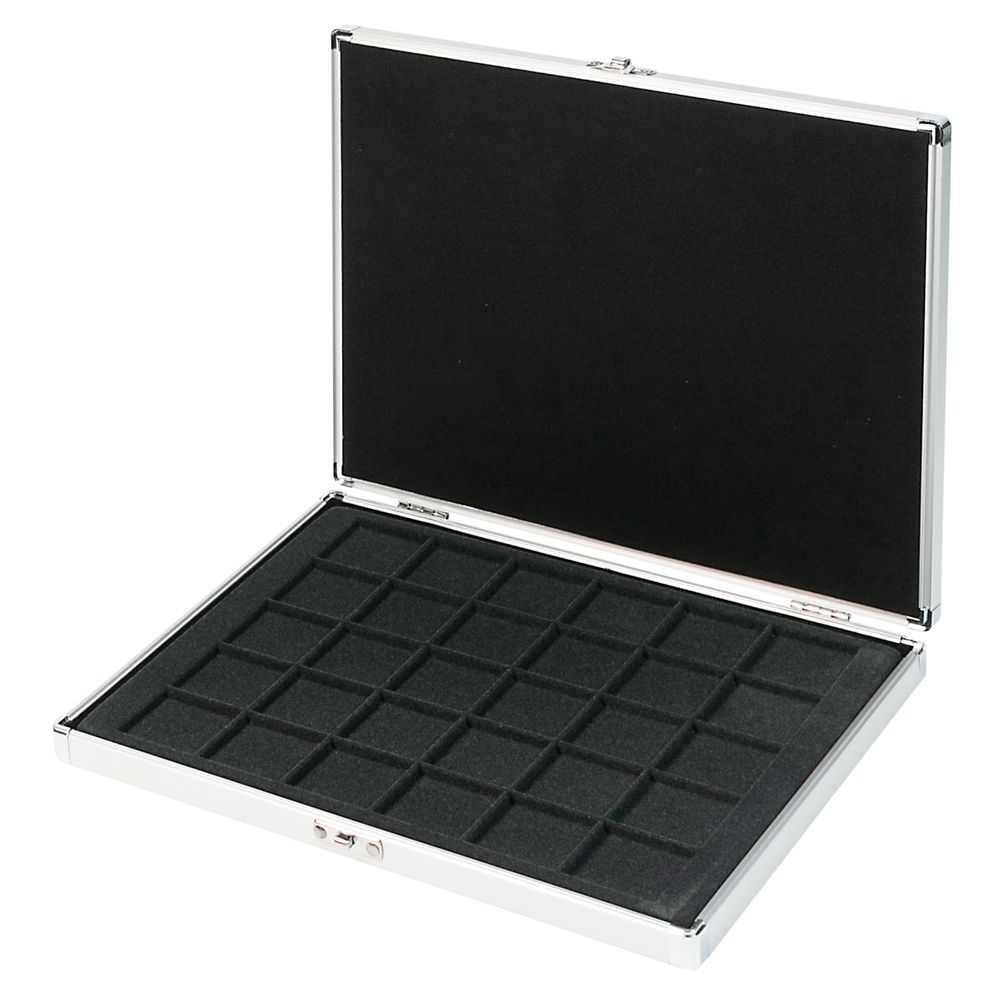 Astuccio-ALU-con-1-ripiano-in-floccato-nero-a-30-caselle-quadrate-da-38-mm-Lindner-1 LINDNER - Astuccio ALU con 1 ripiano in floccato nero a 30 caselle quadrate da 38 mm - immagine 1