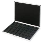 LINDNER - Astuccio ALU con 1 ripiano in floccato nero a 35 caselle quadrate da 36 mm