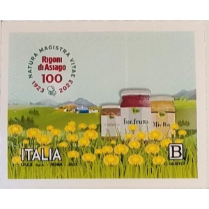 2023 VARIETA 100° di Rigoni di Asiago S.r.l. con lampo in ciel sereno 1 v. Italia