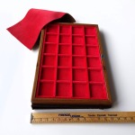 Libro astuccio piccolo con vassoio in velluto rosso 5