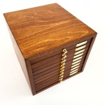 Monetiere in legno con 10 cassetti a scomparti per monete antiche oro orgento 5