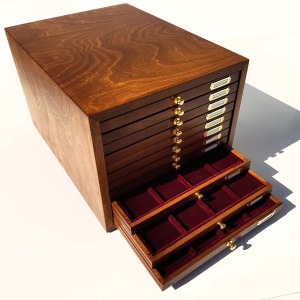 Monetiere in legno con 11 cassetti a scomparti per monete antiche oro orgento 1