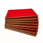 Vassoio per monete in legno e velluto rosso VAG 2
