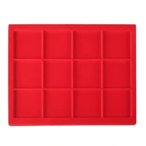 Vassoio PICCOLO in floccato rosso a 12 caselle quadrate da 45 mm Master Phil