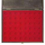 LINDNER - Cofanetto CARUS-1 con interno bordeaux a caselle rotonde per 6 serie Euro - Noce scuro